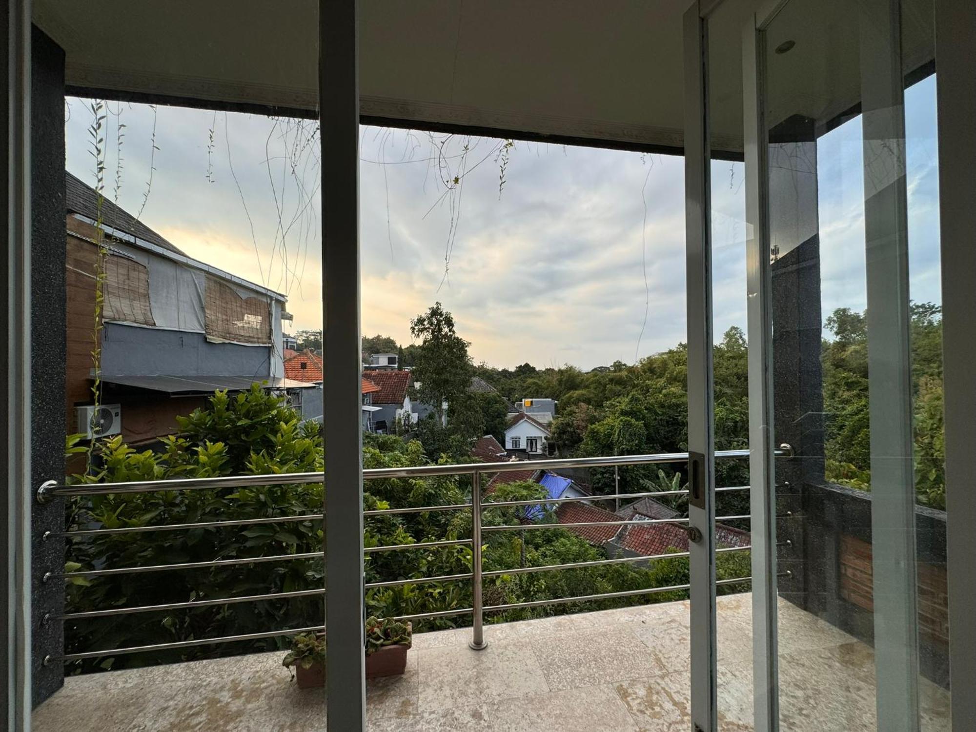 Giri Hill Homestay Nusa Dua  Exterior photo