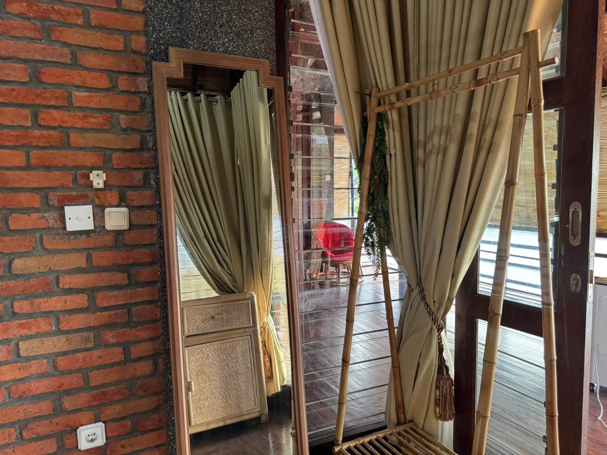 Giri Hill Homestay Nusa Dua  Exterior photo