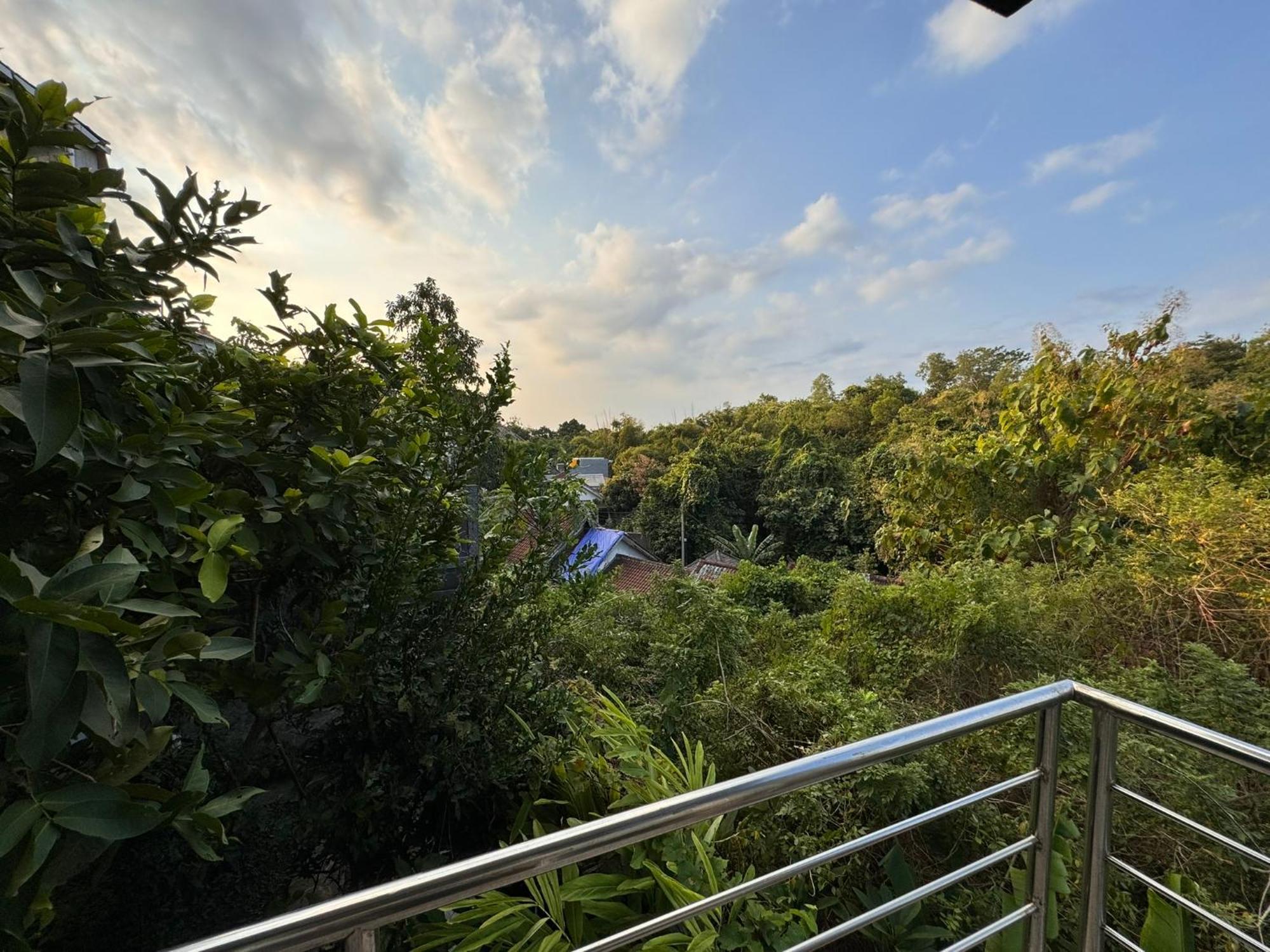 Giri Hill Homestay Nusa Dua  Exterior photo
