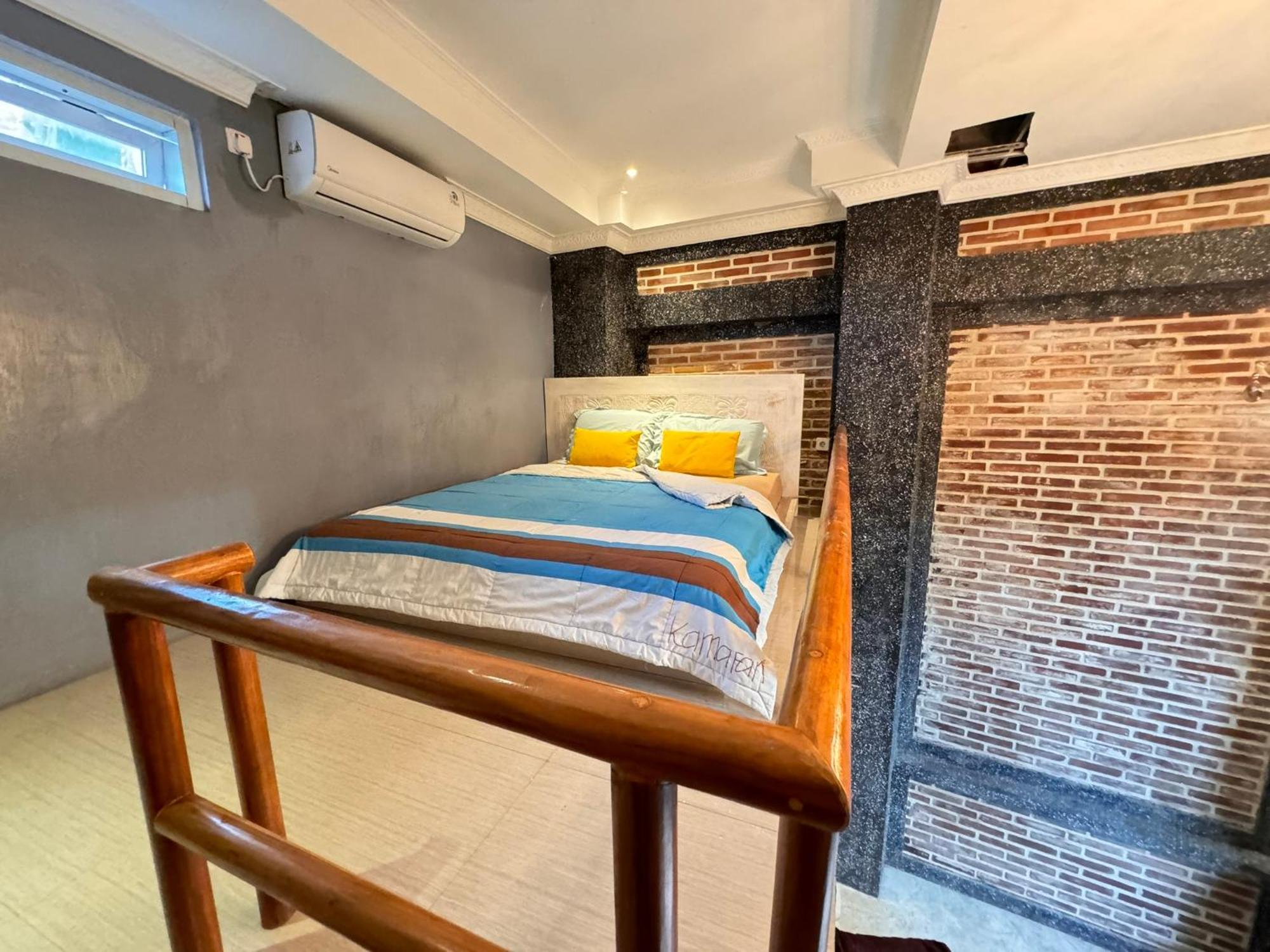 Giri Hill Homestay Nusa Dua  Exterior photo